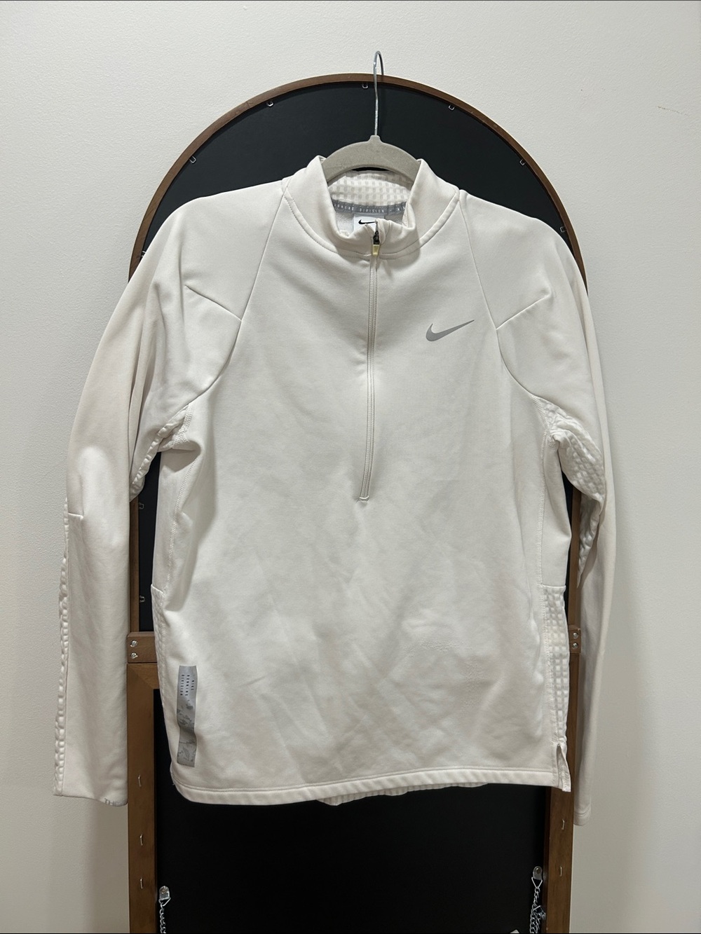 Nike Men’s White Half-Zip Training Pullover